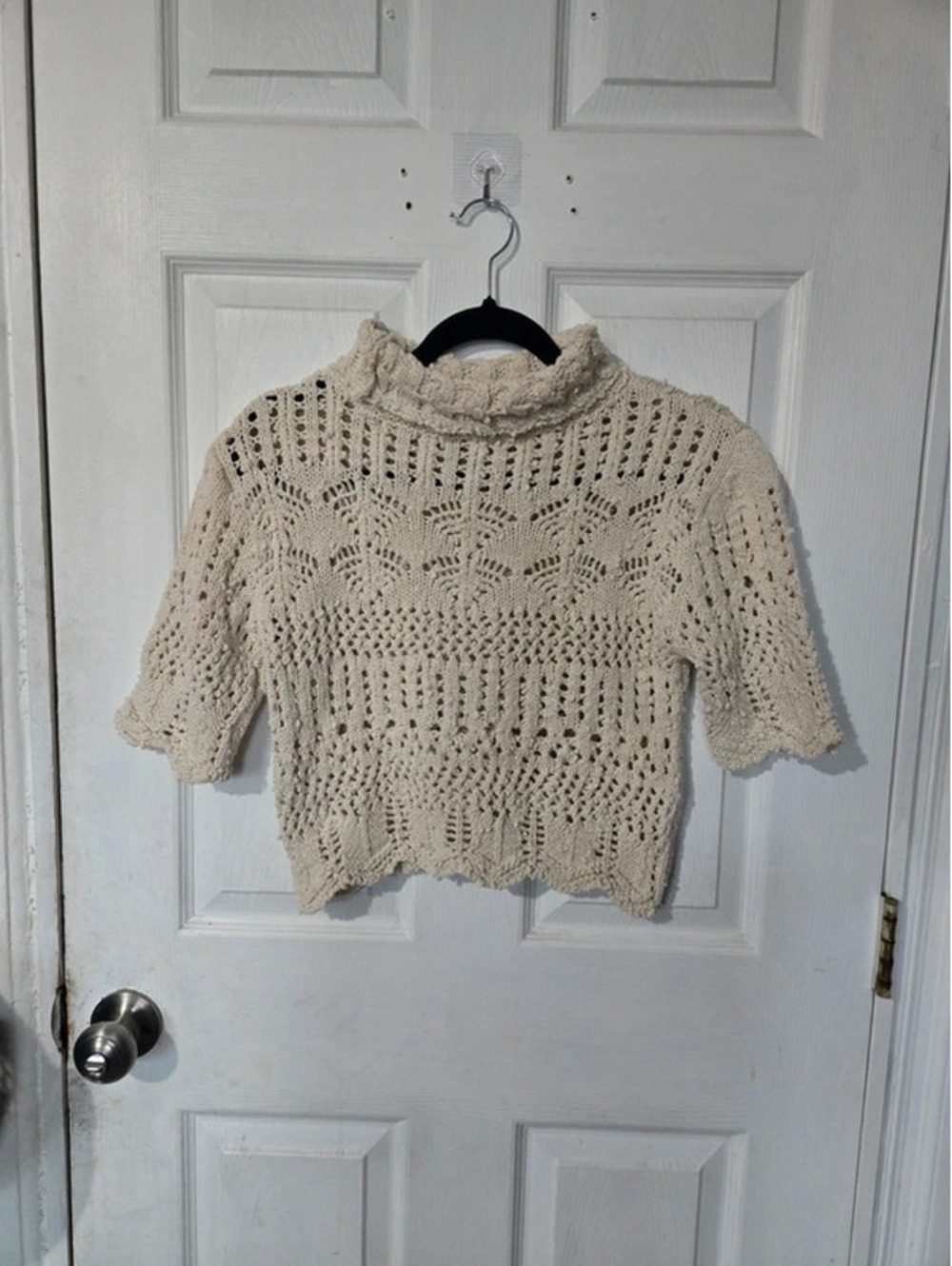 Zara  knit crop sweaters size M